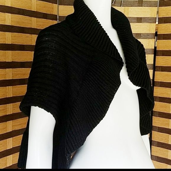 Bebe made in italy shrug - Picture 3 of 12